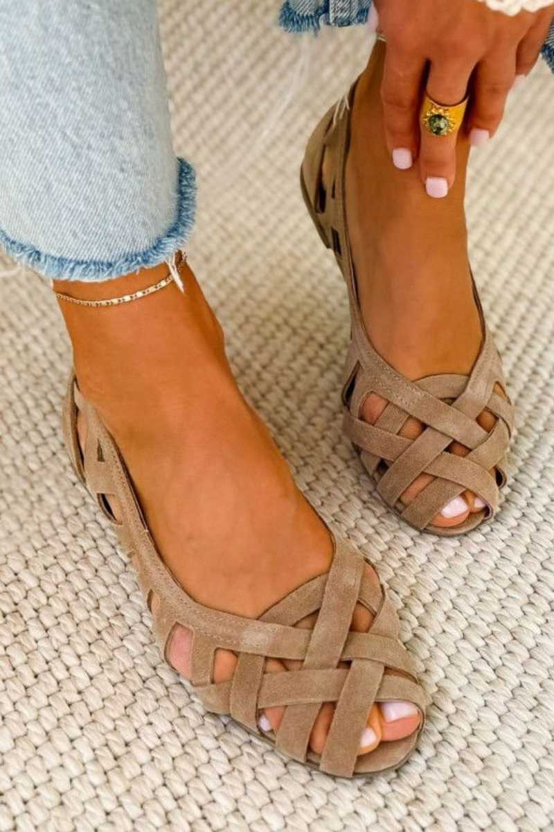 Cora | Open-Toe Criss-Cross Flat Sandals
