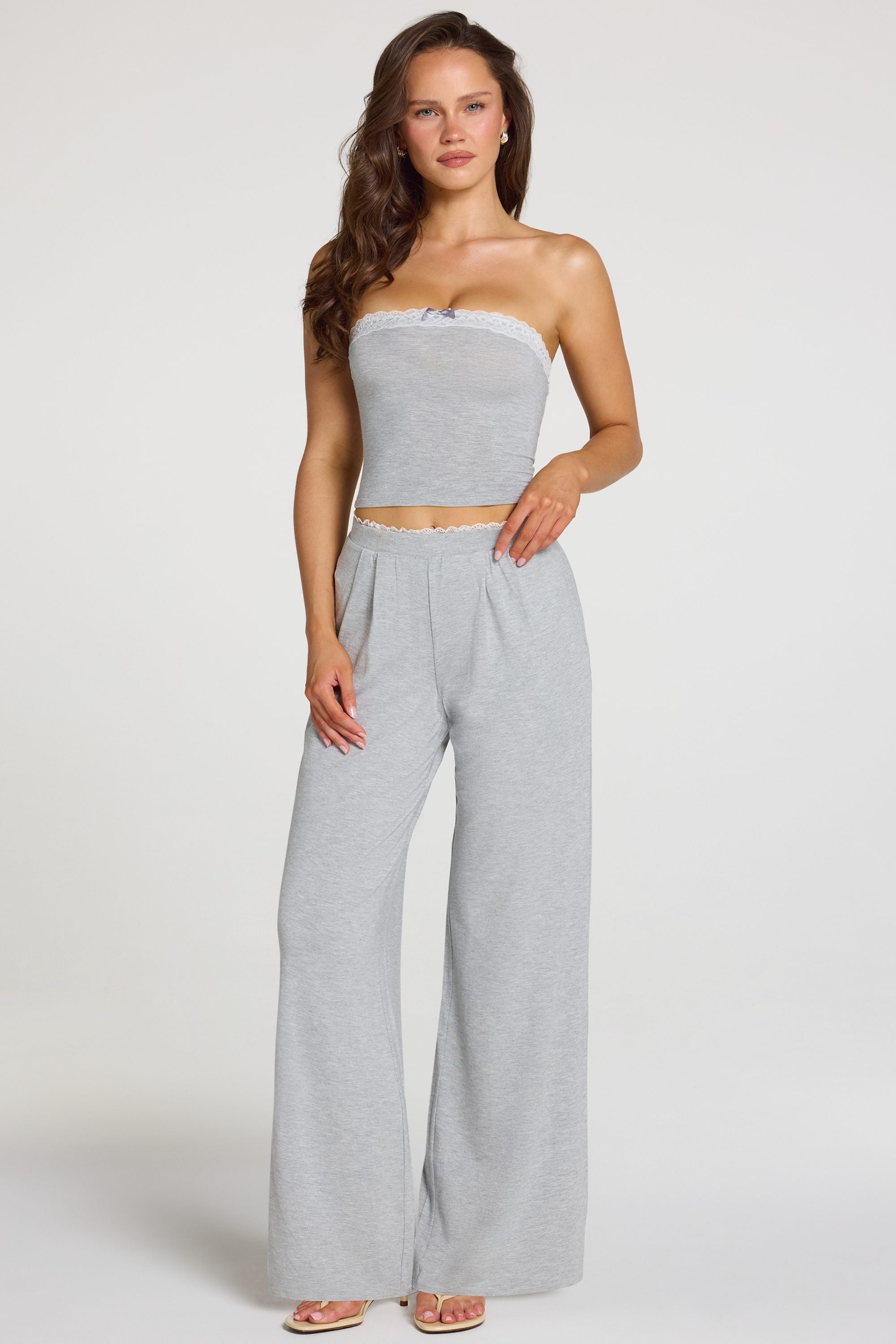 Pantalones de modal de tiro medio de pierna ancha en gris jaspe