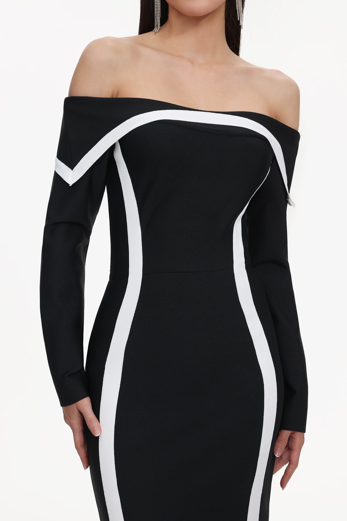 Hilda Off-the-Shoulder Long Sleeve Maxi Dress