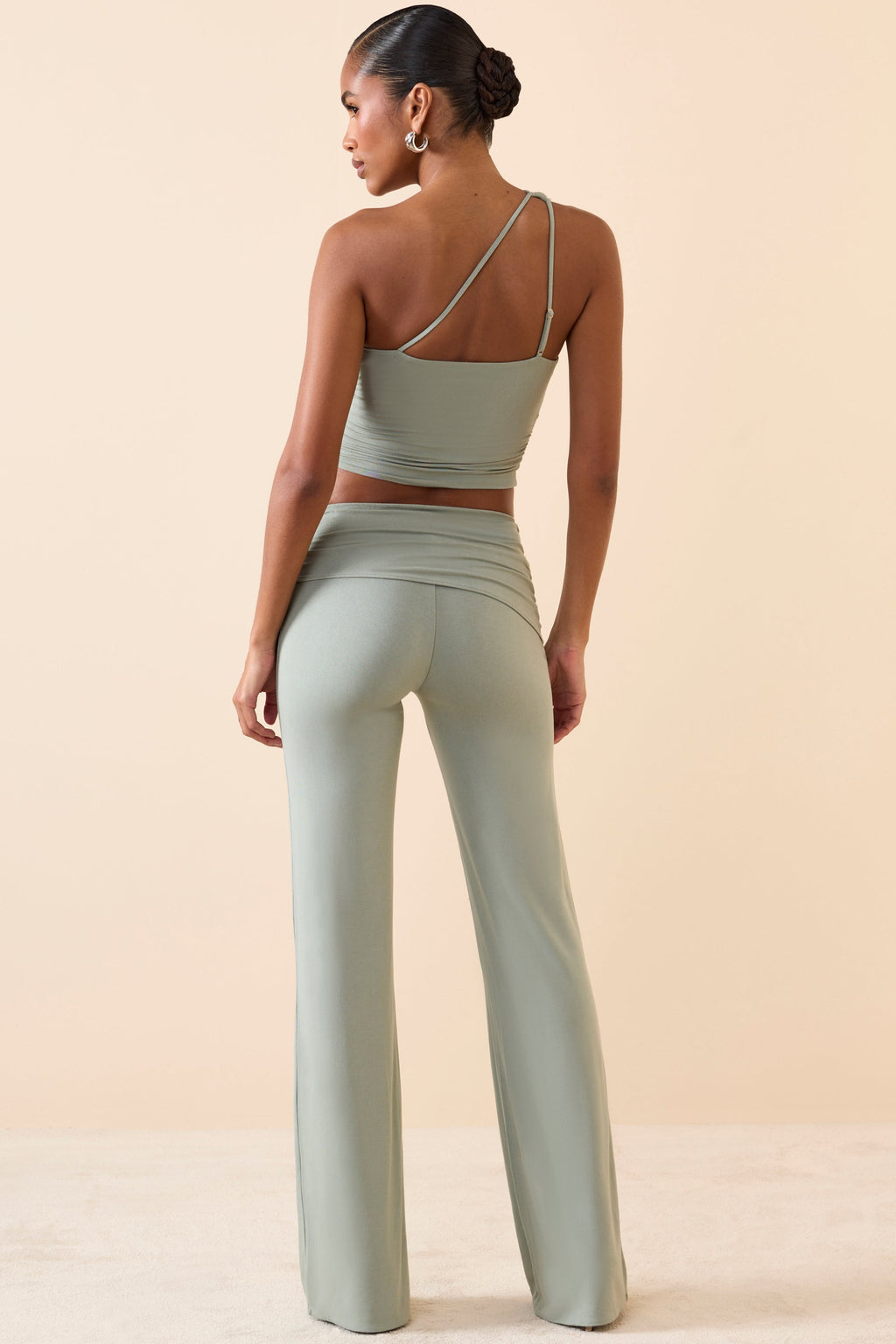 Pantalones de tiro medio de pierna recta en verde humo