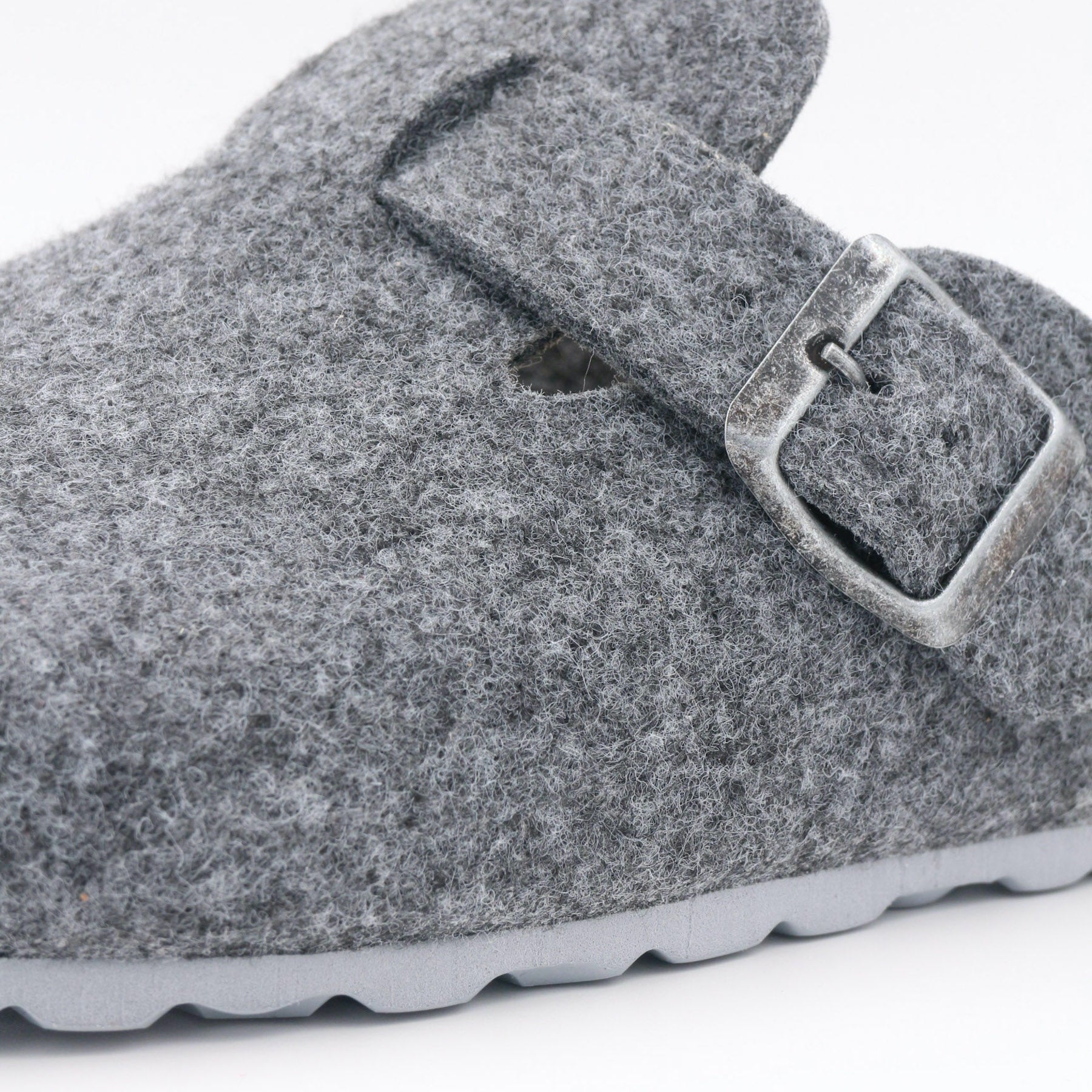 Zapatilla Gris Hombre