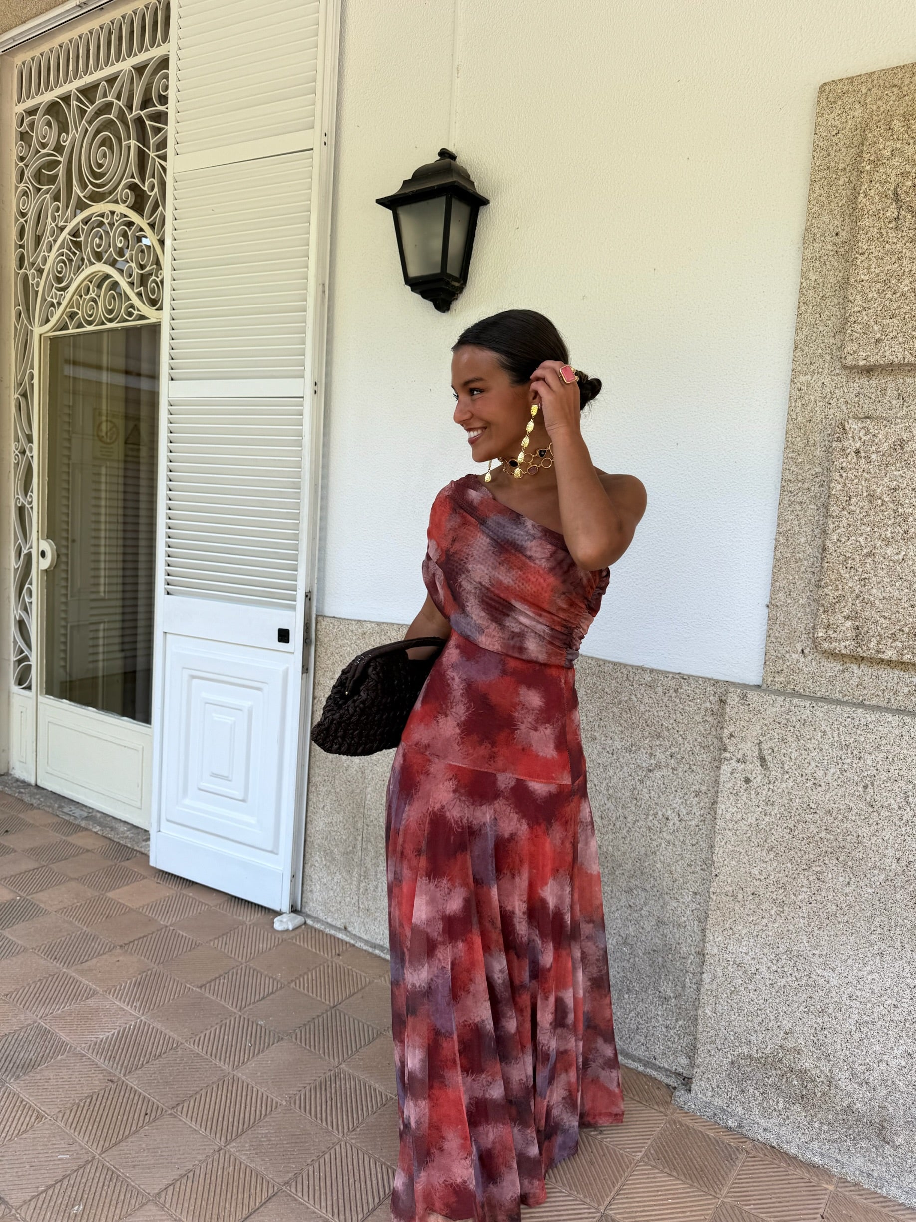 Toledo: Bold Red Print