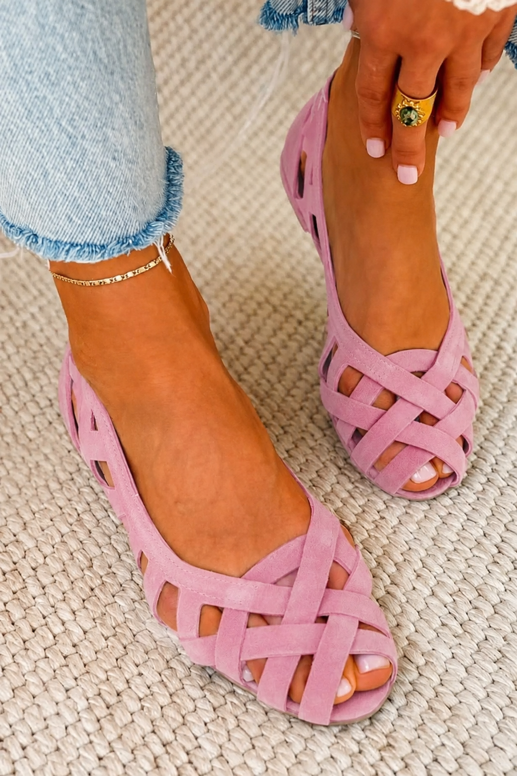Cora | Open-Toe Criss-Cross Flat Sandals