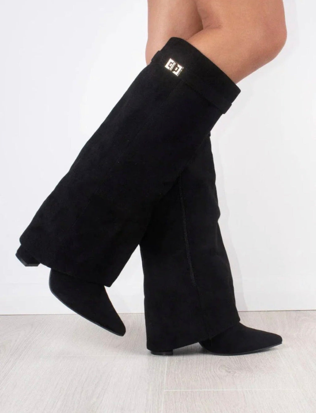 Berlin Suede Black Boots
