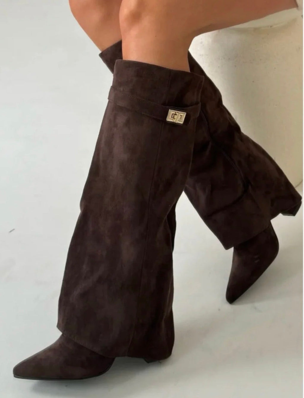 Vienna Suede Brown Boots