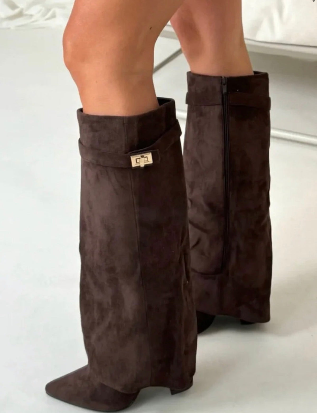 Vienna Suede Brown Boots
