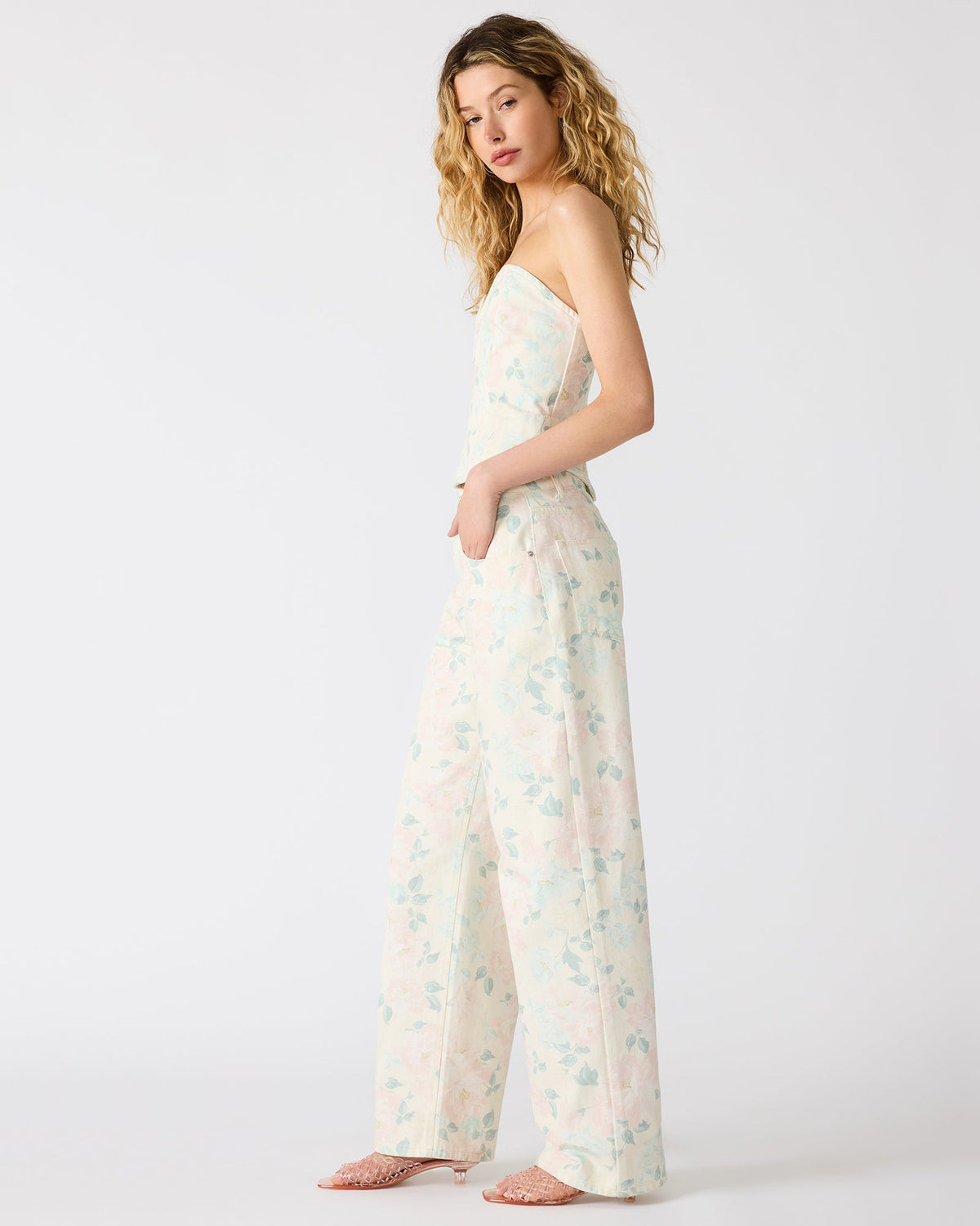 Sydnee Jean – Peach Beige