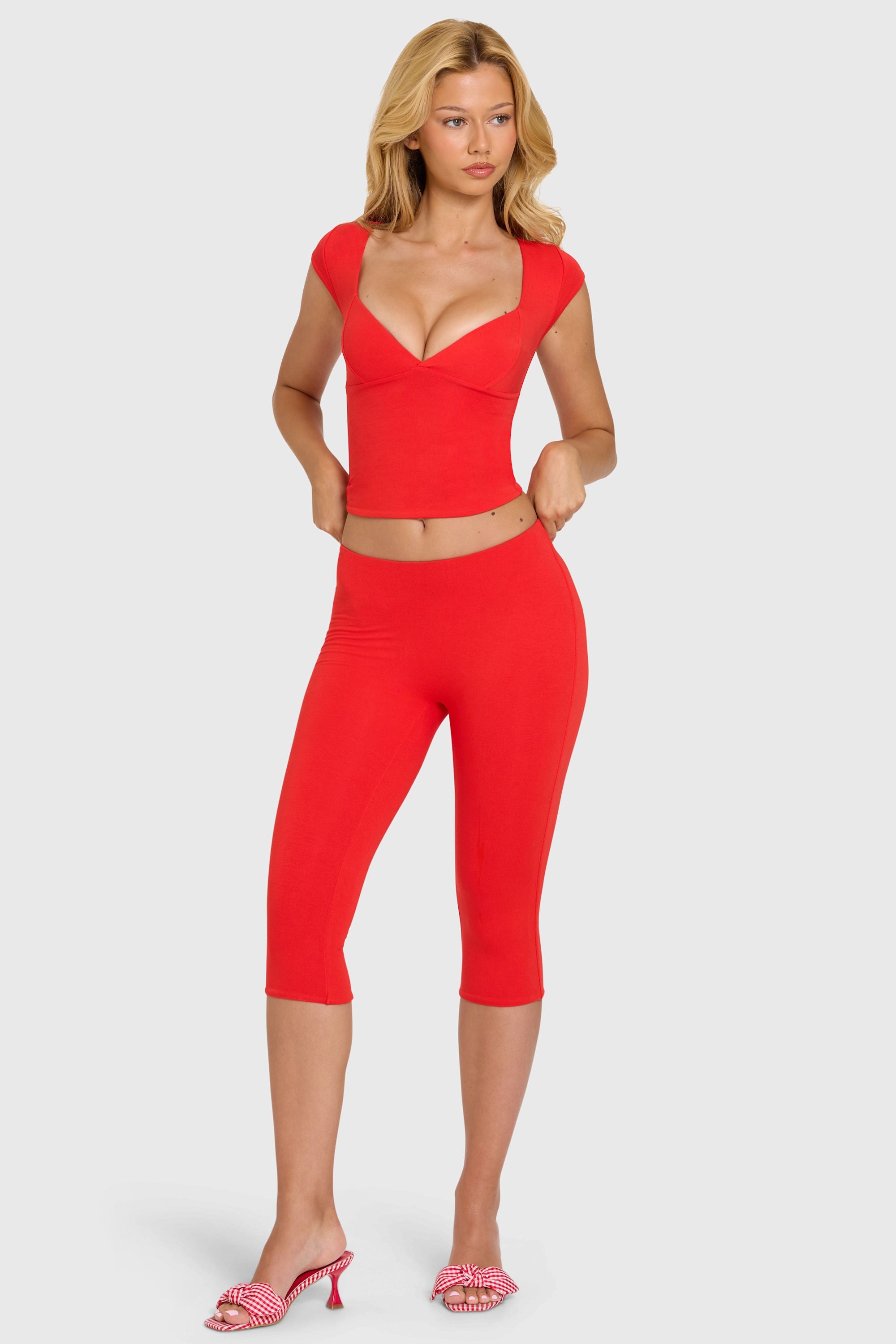 Leggings Capri de modal en color cereza