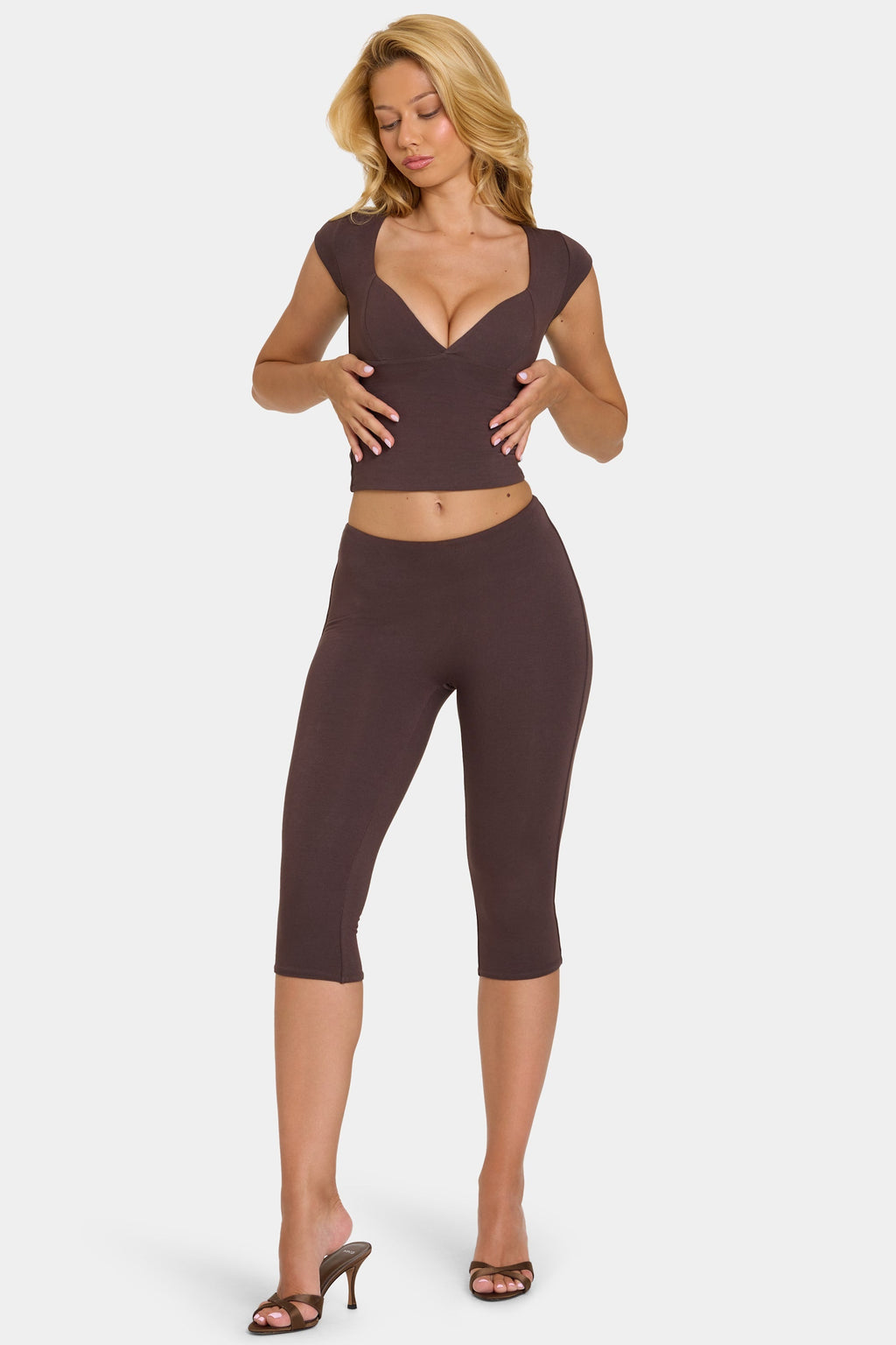 Leggings capri de modal en chocolate