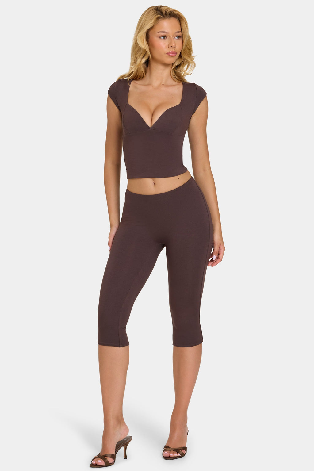 Leggings capri de modal en chocolate