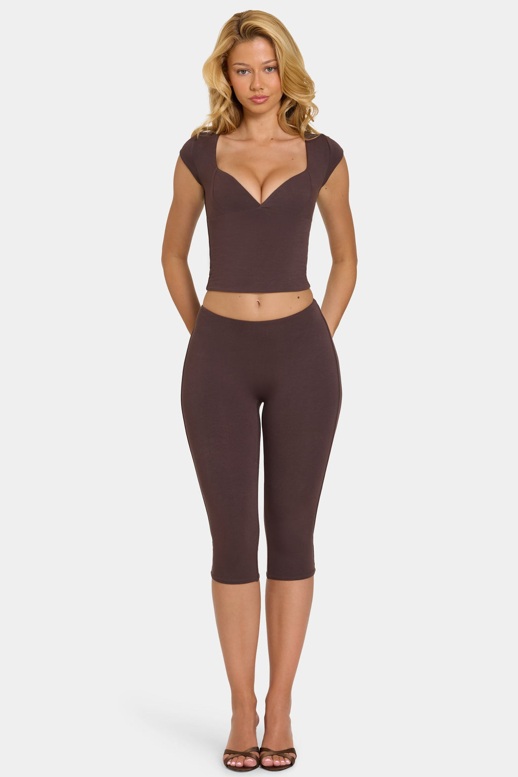Leggings capri de modal en chocolate