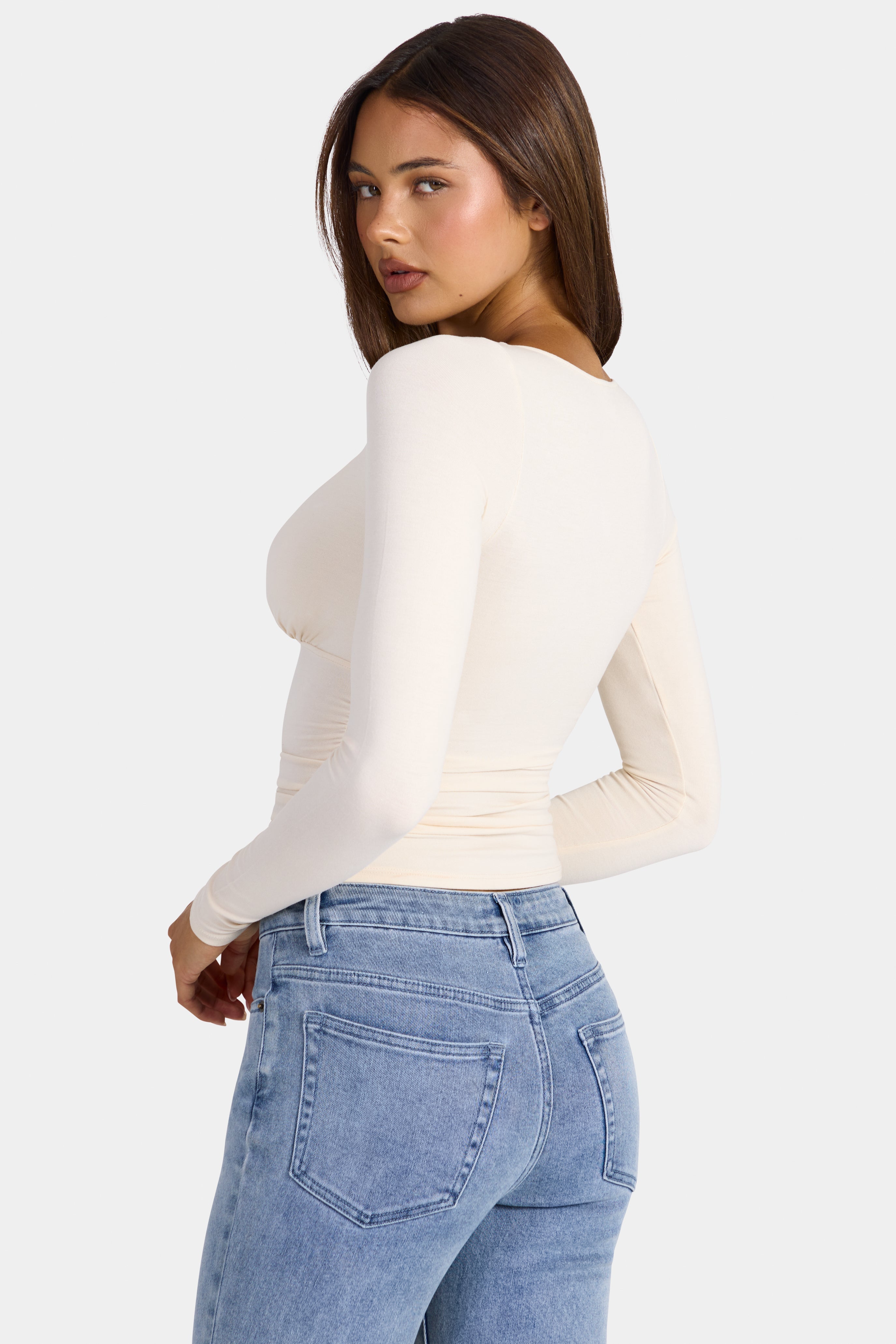 NAYREL LOOK
